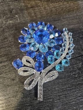 Blue Crystal Floral Brooch with Silver-Tone Accents